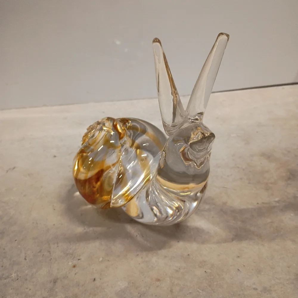 Elegant Italian Glass Snail Sculpture - Gold and Clear - Picture 10 of 16